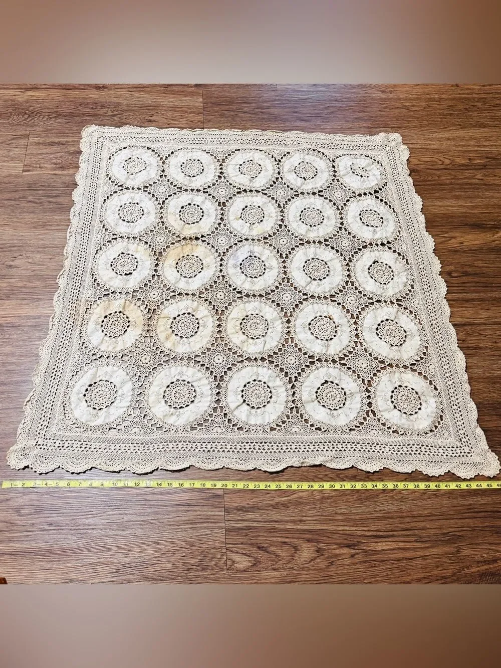 Vintage 1970’s Handmade Crocheted Embroidered Linen Tablecloth Lace Medallions
